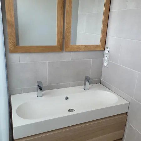 Maison Jardin 3 Parking Gratuit Homestay